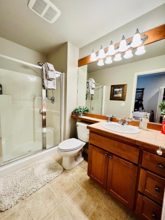 Lucy'S Elegant & Cozy House Apartment Sammamish Exterior photo